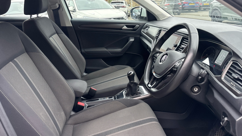 Volkswagen T-Roc 1.5 TSI EVO SE 5dr Petrol Hatchback